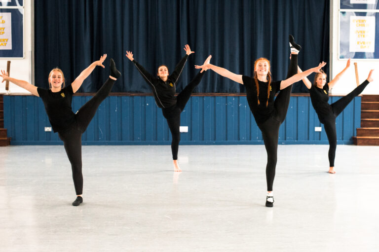 Dance 4